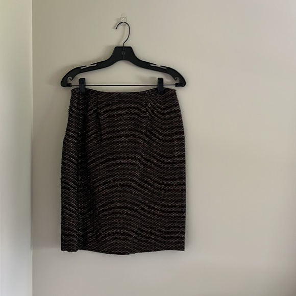 Petite Dana Bachman Black/Brown Metallic Tweed Suit Size: 4 Petite MSRP: $300 - Picture 2 of 10